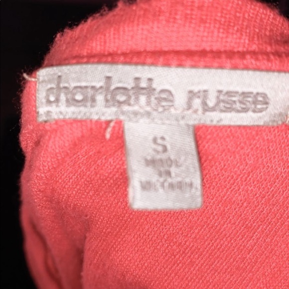 red crop top - Picture 3 of 3